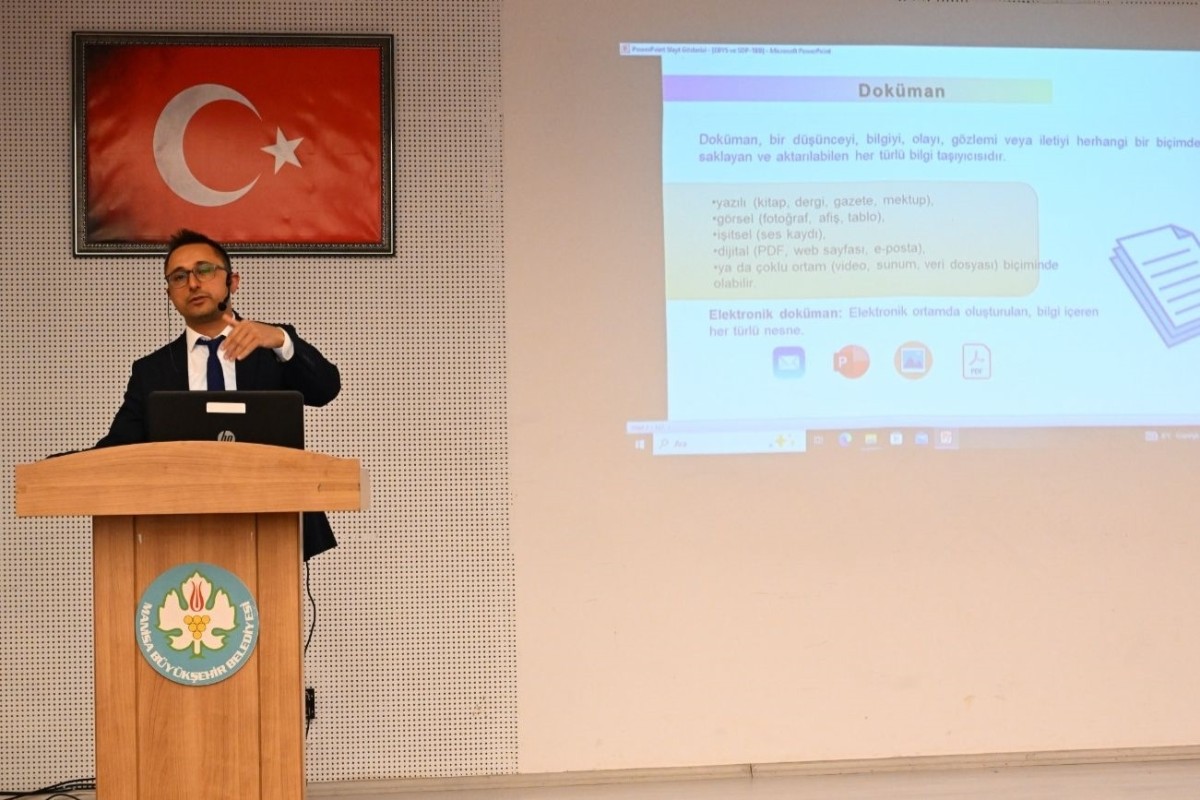 Manisa Büyükşehir Belediyesinde Personel Eğitimleriyle Hizmet Kalitesi Artıyor