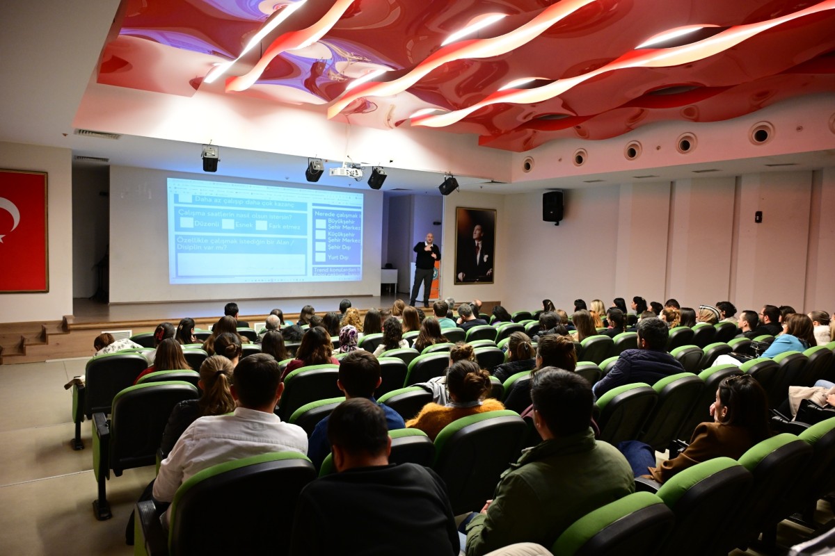 MABEM Öğretmenlerine ‘Kariyer Danışmanlığı’ Semineri