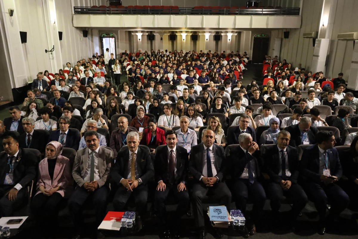 Kaymakamımız Sayın Mustafa CAN, Katılımıyla Gerçekleştirilen “Liselerde Bilim Uygulamaları - Manisa 2026” Programı Gerçekleştirildi.